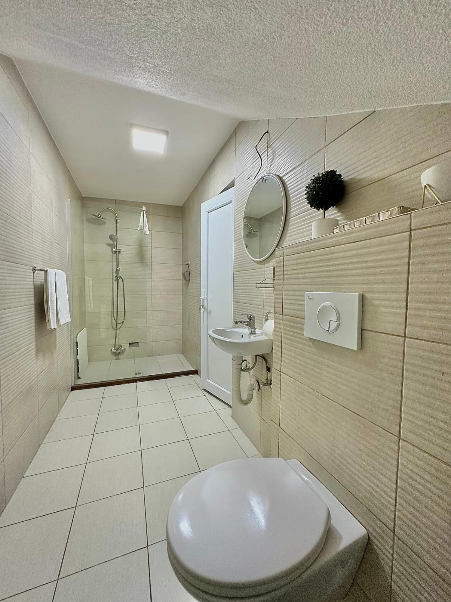 Hostel Herz Banyaluka Dış mekan fotoğraf