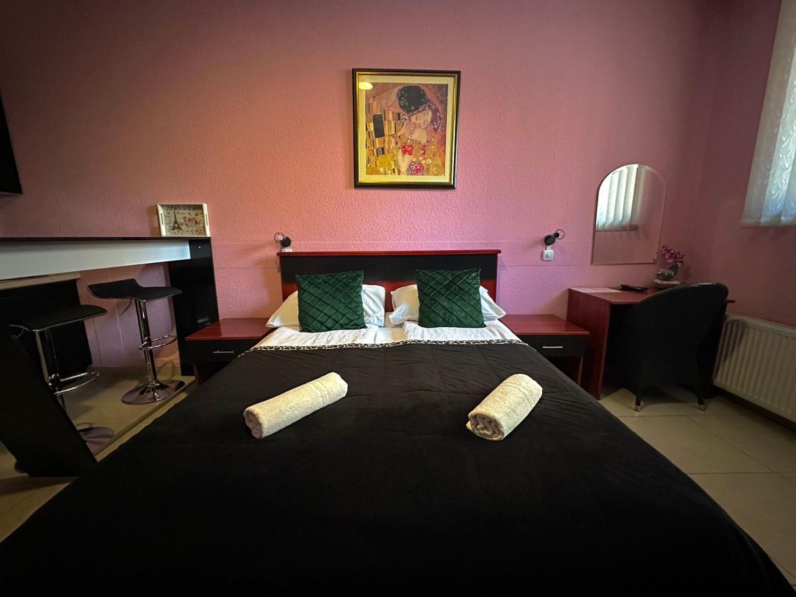 Hostel Herz Banyaluka Dış mekan fotoğraf