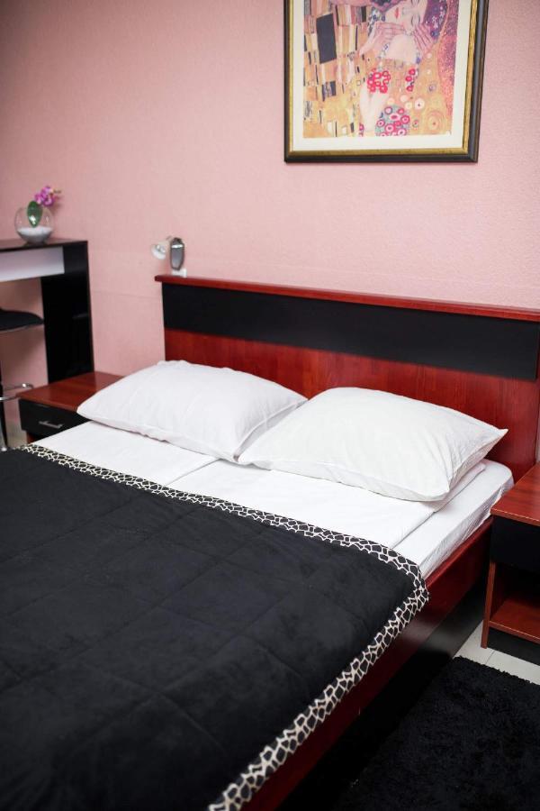 Hostel Herz Banyaluka Dış mekan fotoğraf